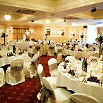 Stonecross Manor Hotel 4*