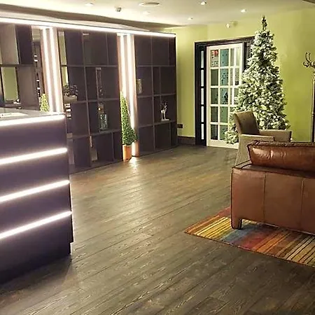 Stonecross Manor Hotel Kendal