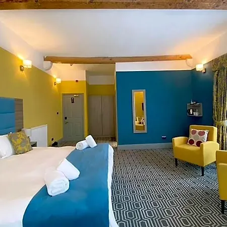 Stonecross Manor Hotel