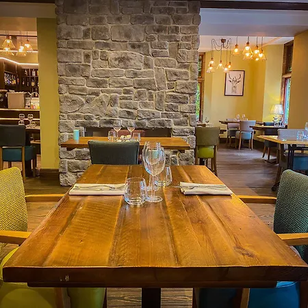 Hotel Stonecross Manor 4*