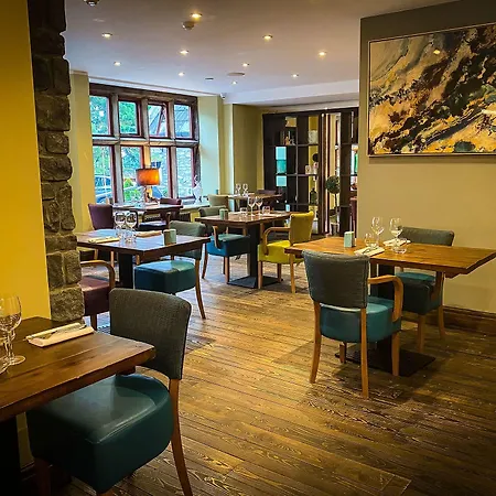 Hotel Stonecross Manor 4*