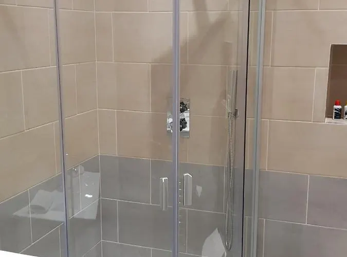 Отель Stonecross Manor