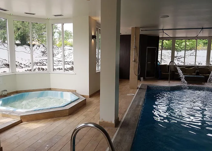 Stonecross Manor Hotel Kendal