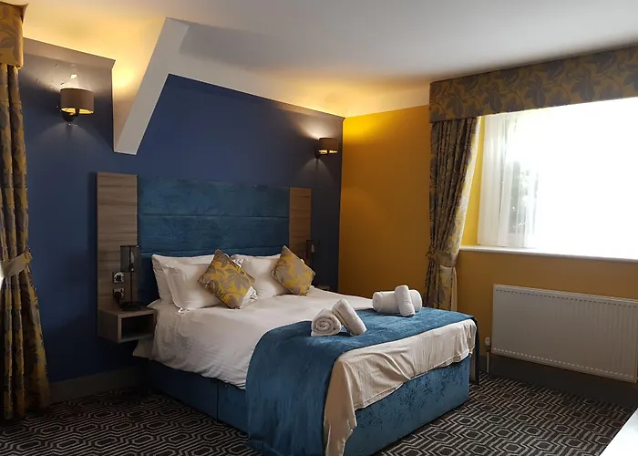 Stonecross Manor Hotel